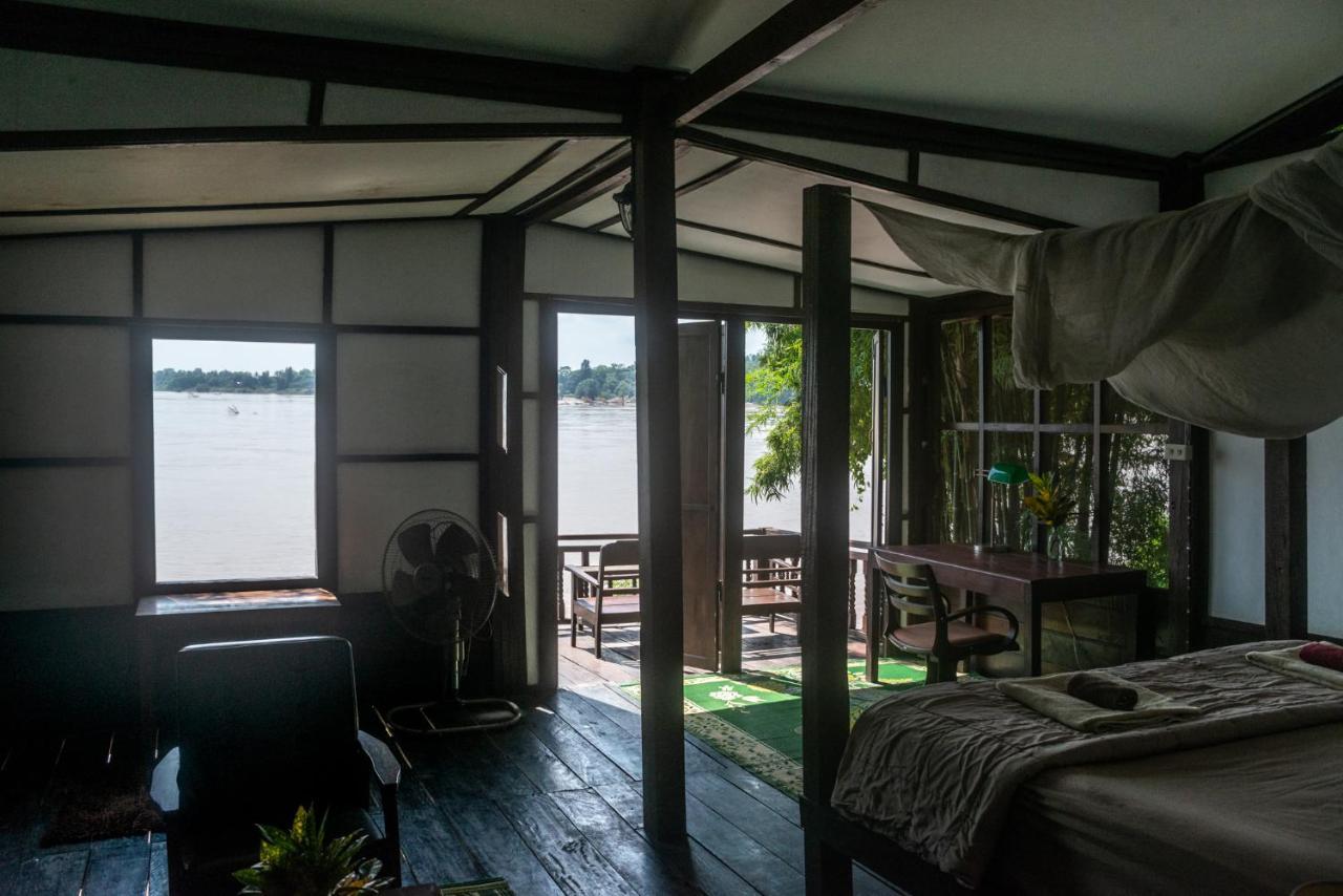 Pomelo Restaurant And Guesthouse - Fishermen & Tammarine Cottages Riverfront - Experience Nature, Culture And Adventure & Tailor-Made Tour Ban Khon Екстериор снимка
