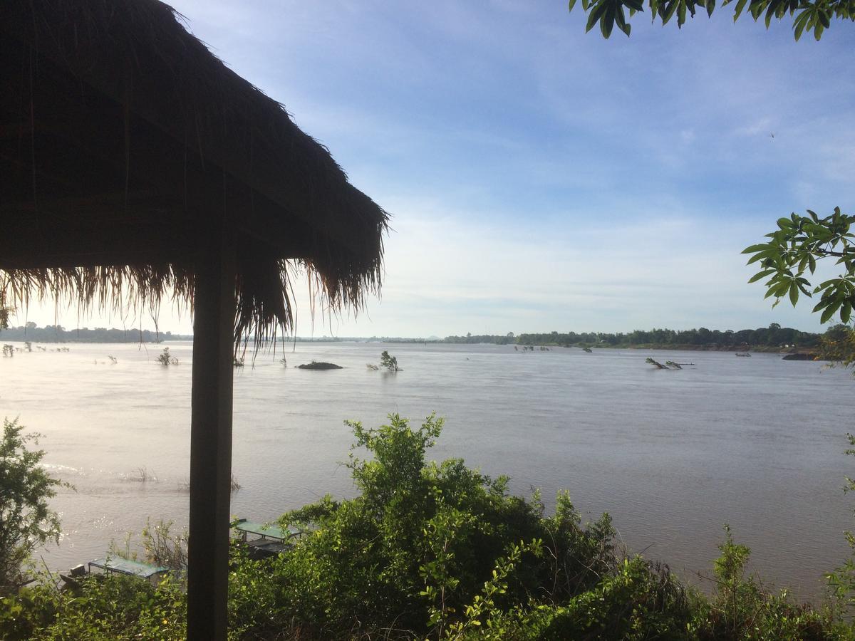 Pomelo Restaurant And Guesthouse - Fishermen & Tammarine Cottages Riverfront - Experience Nature, Culture And Adventure & Tailor-Made Tour Ban Khon Екстериор снимка